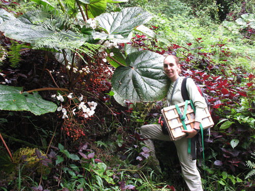 rw-with-begonia